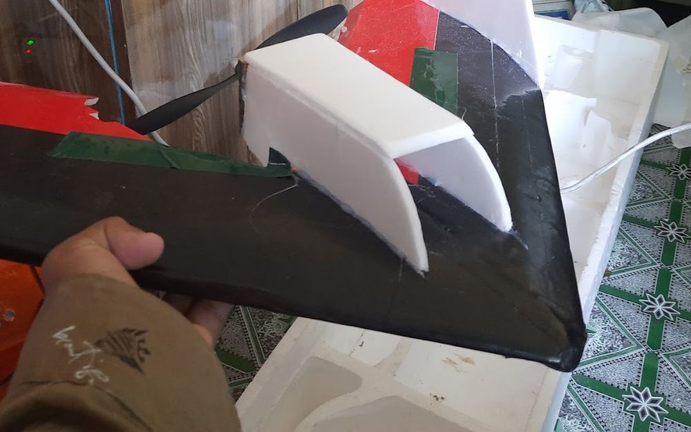 Hand-built delta wing with foam canopy pod