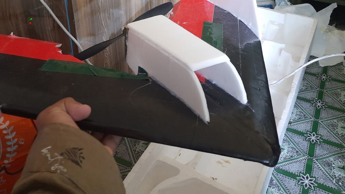 Delta wing build, canopy pod fresh out of foam